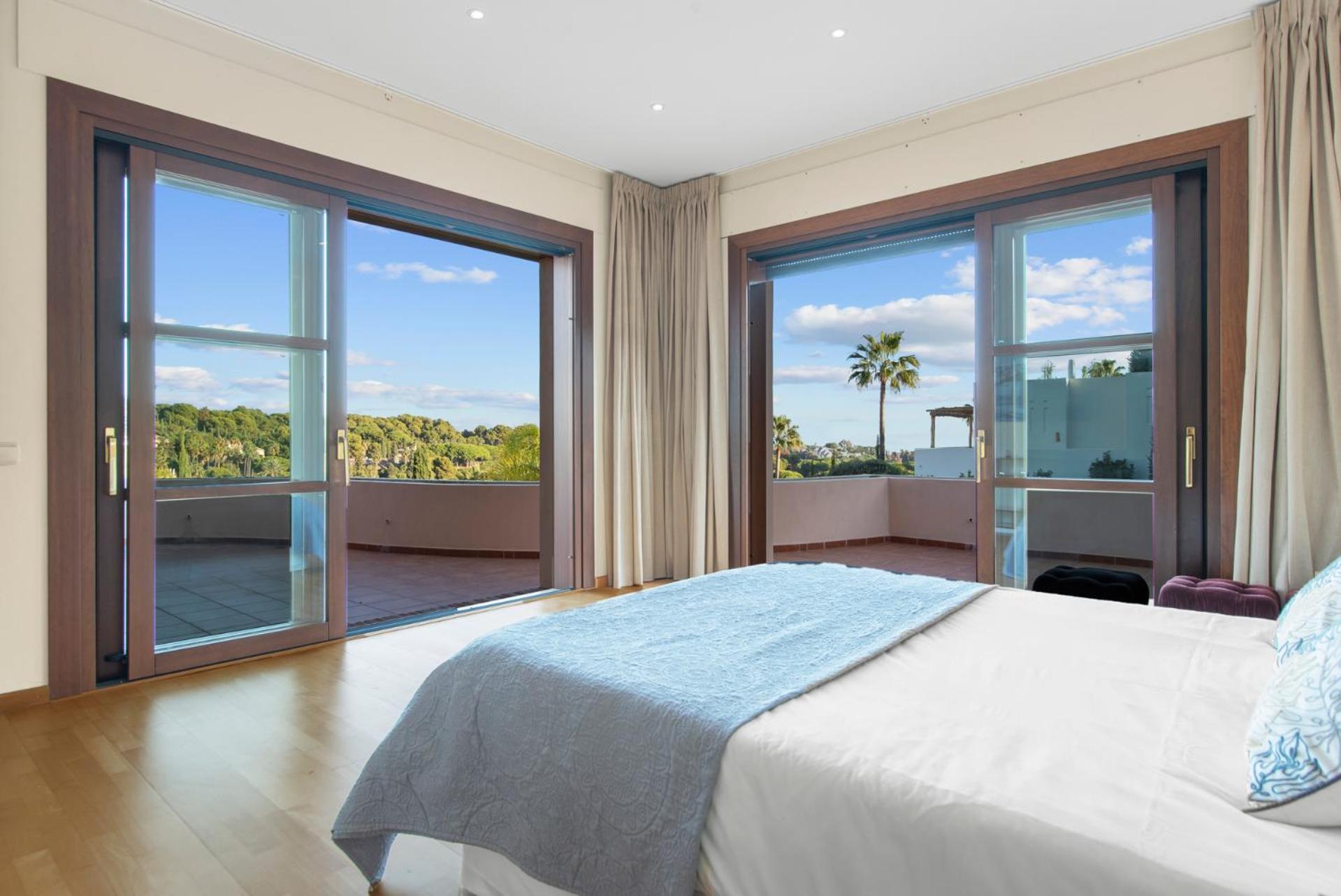 Luxury Villa Robledal By Mabiente - Views Of The Sea And The Golf Course Marbella Zewnętrze zdjęcie